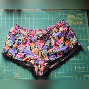 Disney's Alice in Wonderland Youth Shorts